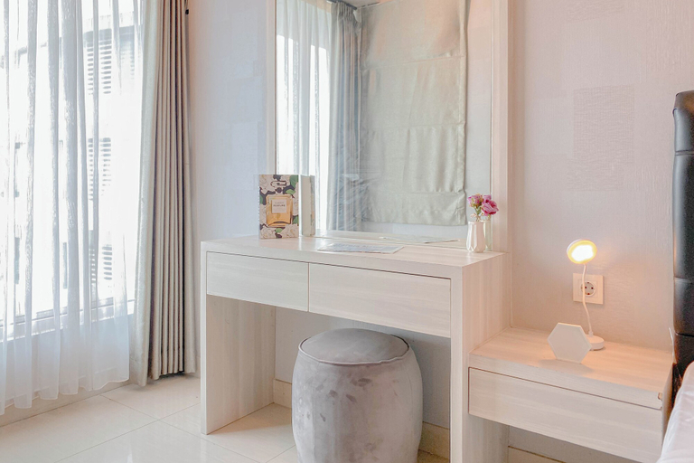 Room 5, Good Place And Homey Studio At Grand Kamala Lagoon Apartment, Bekasi