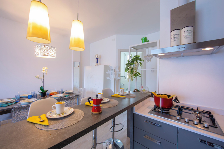 Others 3, Como Lake Modern apartment Ulivi, Como
