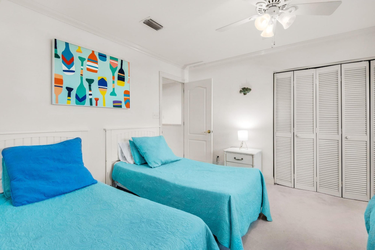 Bedroom 2, Starboard Village 622, Escambia