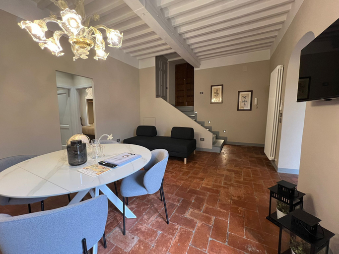 Living room 4, Via Roma 39, Arezzo