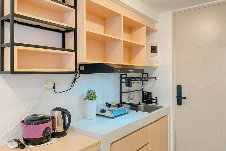 Interior 2, Restful Living Studio At Apartment Tokyo Riverside Pik 2, Tangerang