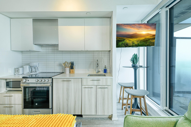 Private kitchen 4, Jarvis Suites - Prime Location, Toronto