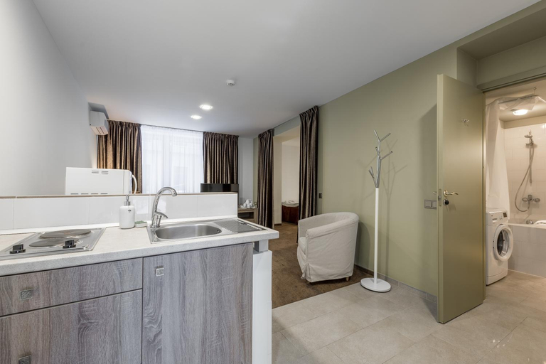 Bathroom 4, Hof Hotel, Kauno