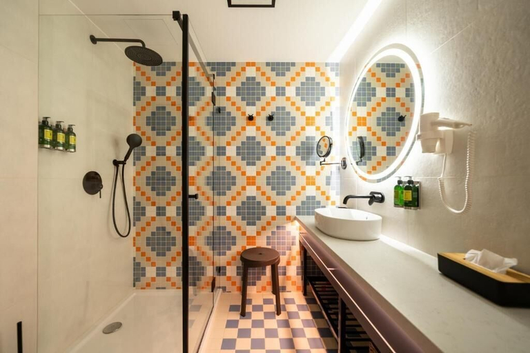 Bathroom 4, Malom és Kacsa Boutique Hotel, Tata