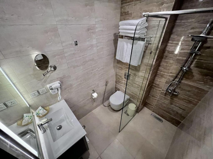 Bathroom 5, Wadi Musa, Wadi Musa