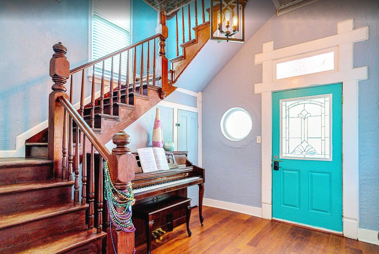 Interior 3, Surf + Strand Dual-unit Stay, Galveston