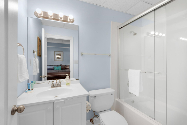Bathroom 4, Sans Souci Unit 705, Escambia