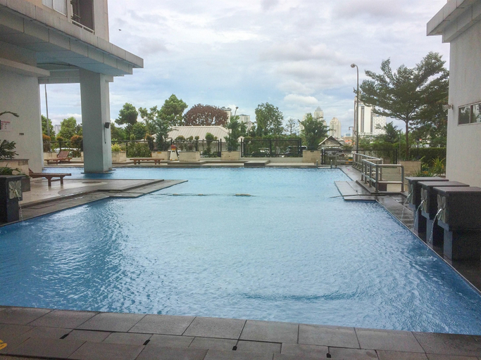 Pool, Contemporary Comfort 2Br Apartment Pakubuwono Terrace, Jakarta Utara