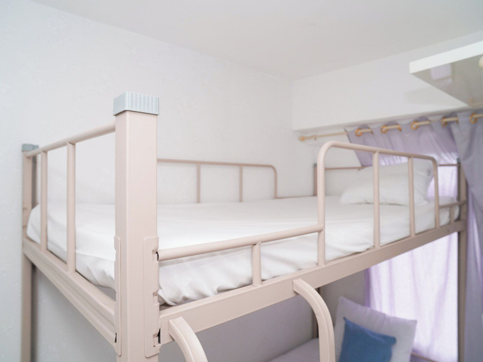 Room 4, Compact Studio Near Baywalk Mall At Apartment Green Bay Pluit, Jakarta Barat