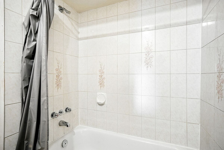 Bathroom 4, Turf Hotel, Greater Vancouver