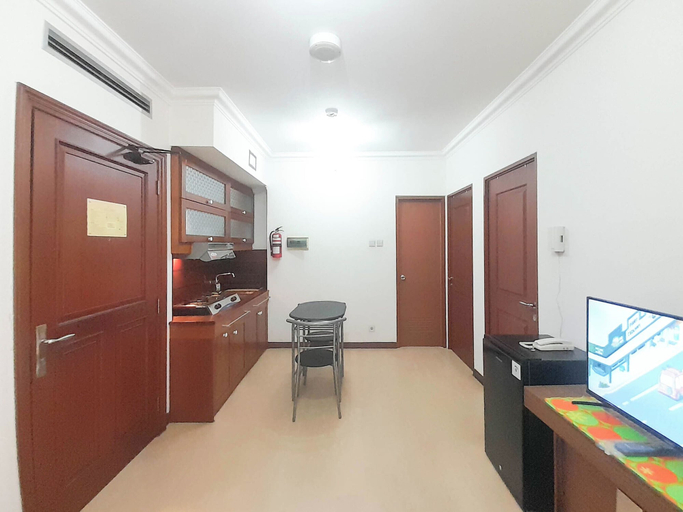 Interior 4, Strategic 2Br At Apartment Grand Setiabudi, Bandung