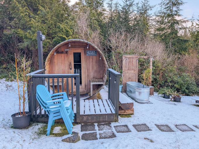 Exterior & Views 2, Little Beach Resort, Alberni-Clayoquot