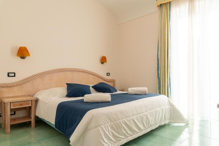 Bedroom 4, Hotel Albatros, Napoli