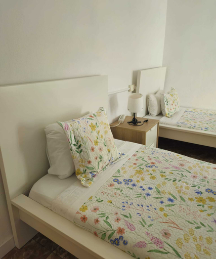 Bedroom 3, Central and Basic Drassanes, Barcelona