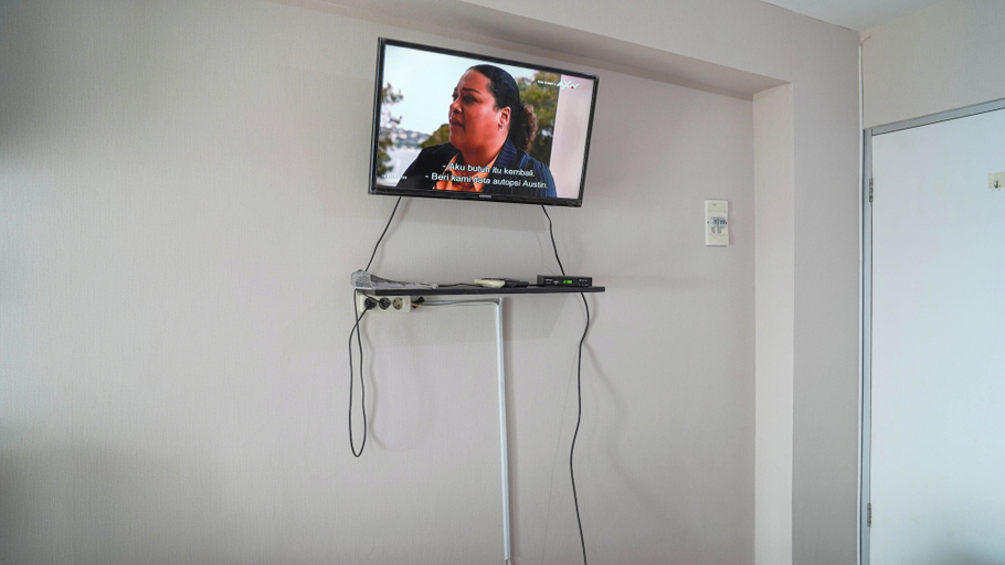 Television, Studio Near Baywalk Mall At Apartment Green Bay Pluit, South Jakarta