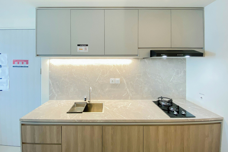 Private kitchen 5, Comfort And Homey Studio Grand Kamala Lagoon Apartment, Bekasi