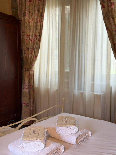 Bedroom 2, Evzin Hotel, Central Macedonia