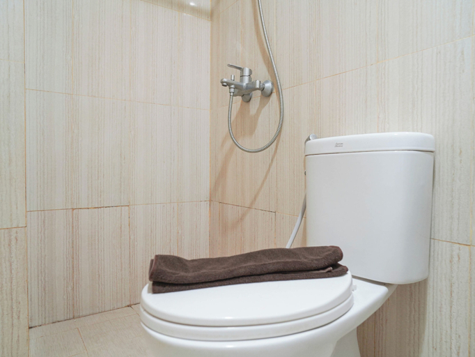 Interior 3, Compact White 1Br At Sentul Tower Apartment, Bogor