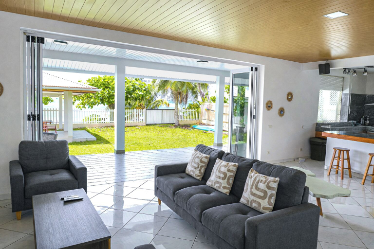 Living area 5, Fare Bessert