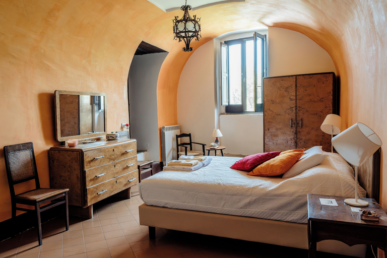 Bedroom 3, Palazzo Mazziotti, Salerno