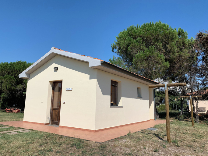 Exterior, agriturismo barattis, Livorno