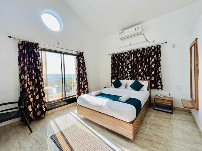 Room 5, JK Valley by Shree Stays, Satara