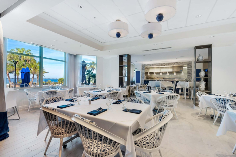 Food & Drinks 5, Portofino Island Resort 3-1206, Escambia