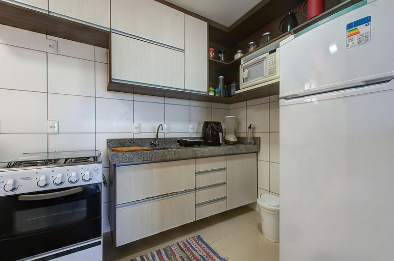 Private kitchen 5, Breezes #404 - Apto. Com Jacuzzi by Carpediem, Caucaia