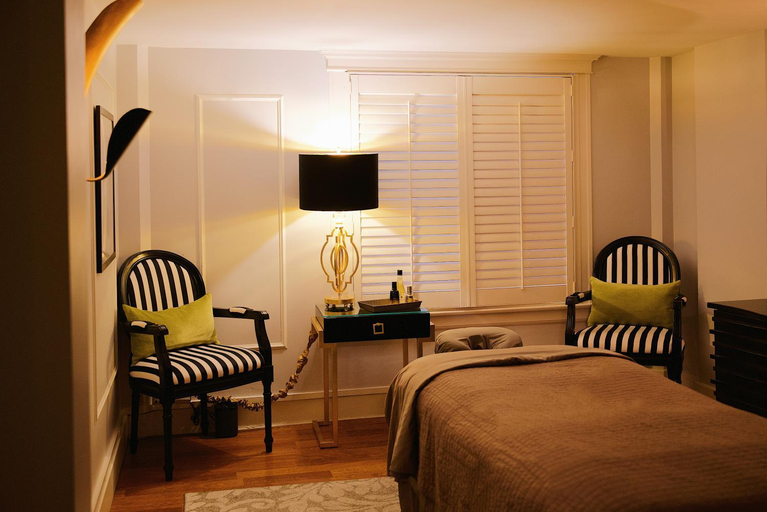 Bedroom 2, The Oxford Hotel, Denver