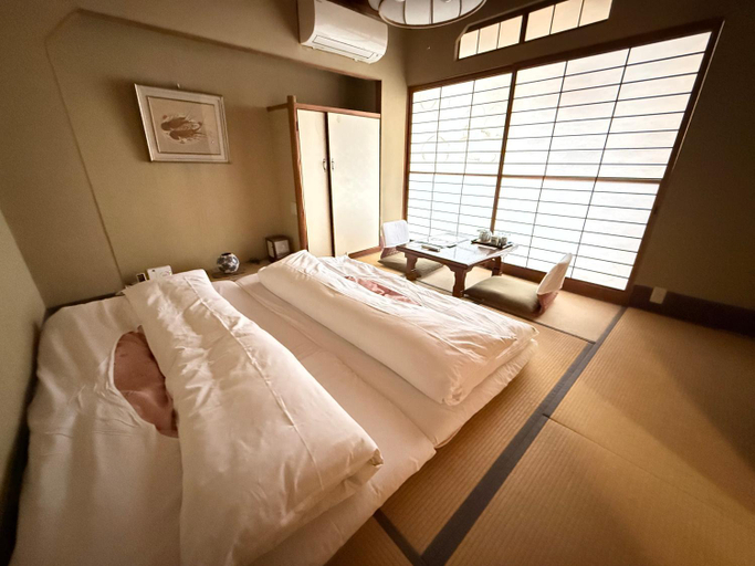 Bedroom 3, Tazuru, Kyoto