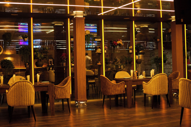 Food & Drinks 5, SV Chrome, AbujaMun