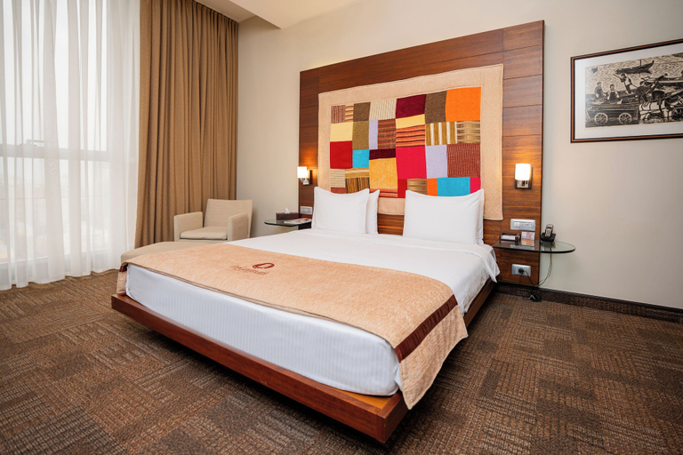 Bedroom 3, The Landmark Hotel, Baku