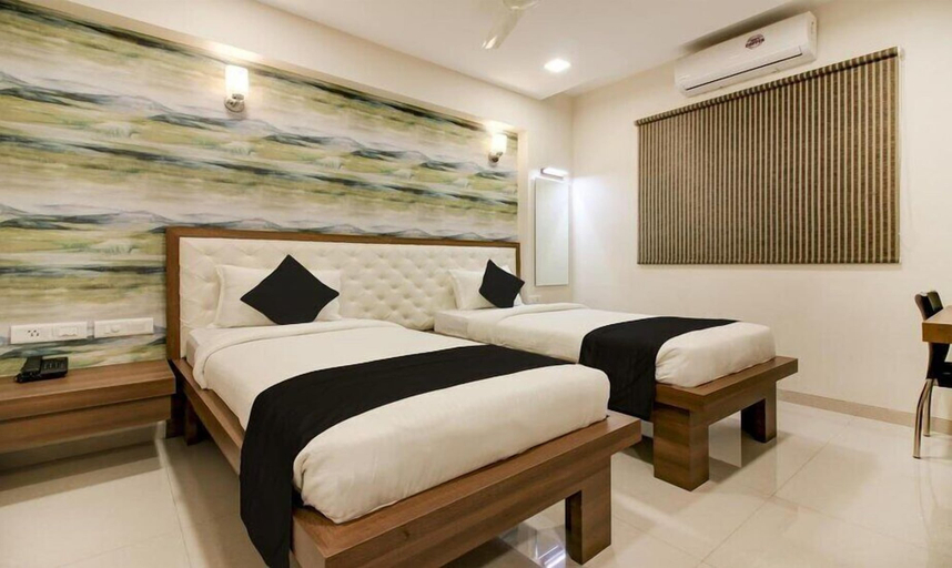 Bedroom 5, Hotel Vrushali Inn, Thane