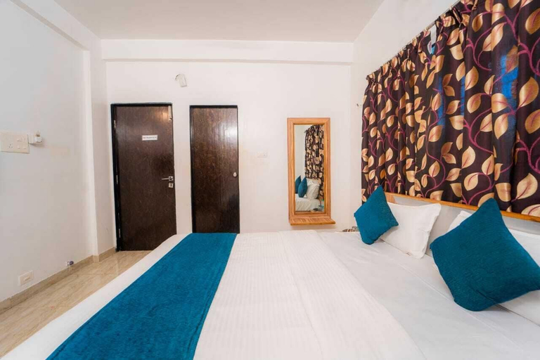 Room 3, JK Valley by Shree Stays, Satara