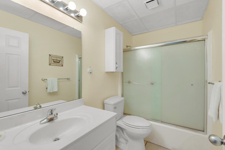 Bathroom 4, Sans Souci Unit 401, Escambia