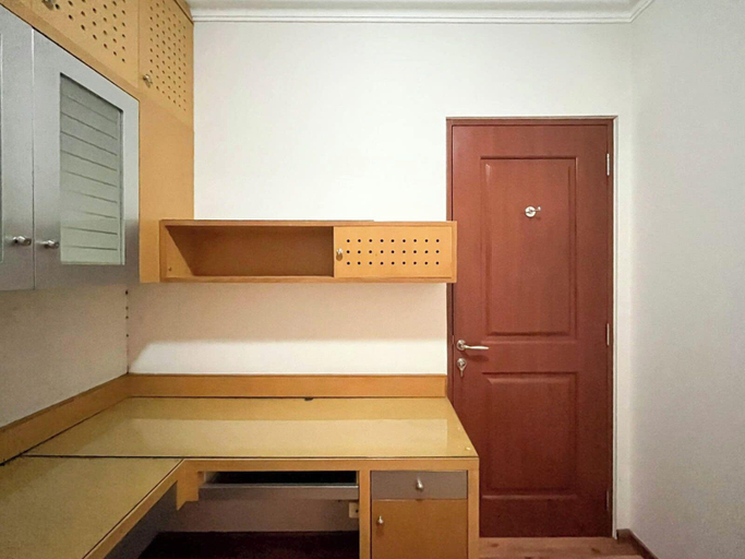 Room 3, Spacious White 3Br At Grand Setiabudi Apartment, Bandung