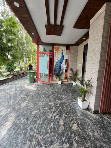 Exterior detail, Crystael Hotel, Karnal