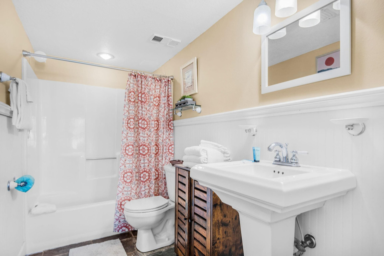 Bathroom 3, Tristan Towers Unit 1B, Escambia