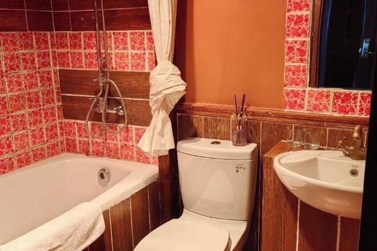 Bathroom 3, Taole Forest Hostel, Chongqing