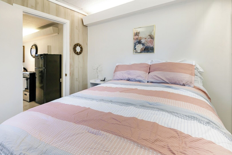 Floor plan 4, Modern 2BR Apartment Free Parking Baden, Beaver