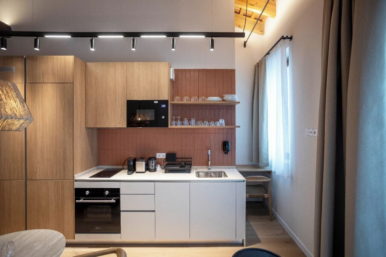Private kitchen 4, Mon Suites San Pedro, Valencia