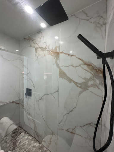 Bathroom 3, Nubell Motel, Los Angeles