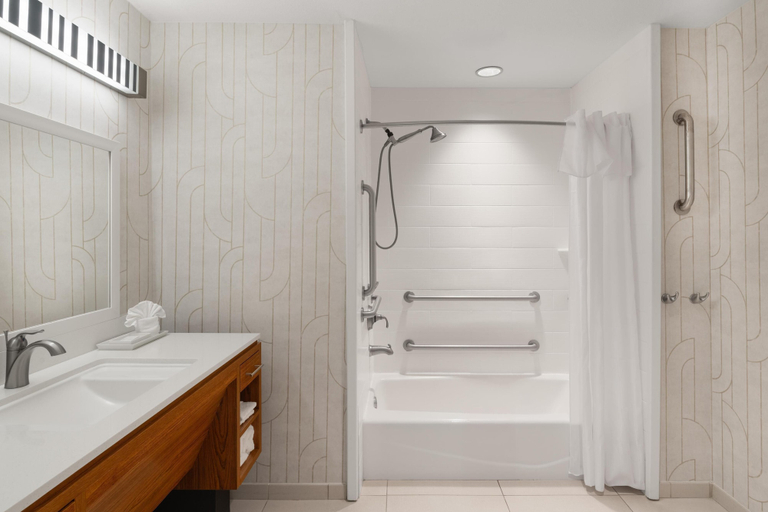 Bathroom 4, Home2 Suites by Hilton Alexandria, Rapides
