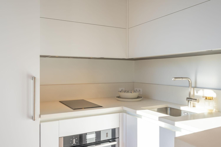 Others 5, Saint-Tropez: Bright apartment near the port, Var