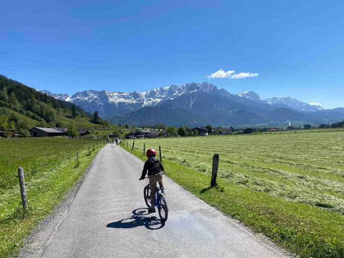 Bicycling, Wooden Chalet Loui - Apartment, Zell am See