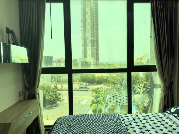 Bedroom 2, Stylish Low-Floor 2-Bedroom Sea-View Condo at Dusit Grand Condo View, Pattaya