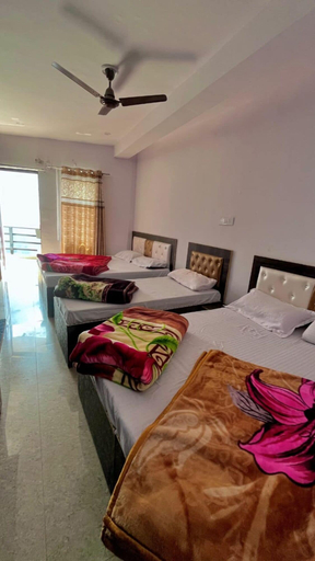 Room 5, Satopanth Inn Kedarnath, Rudraprayag