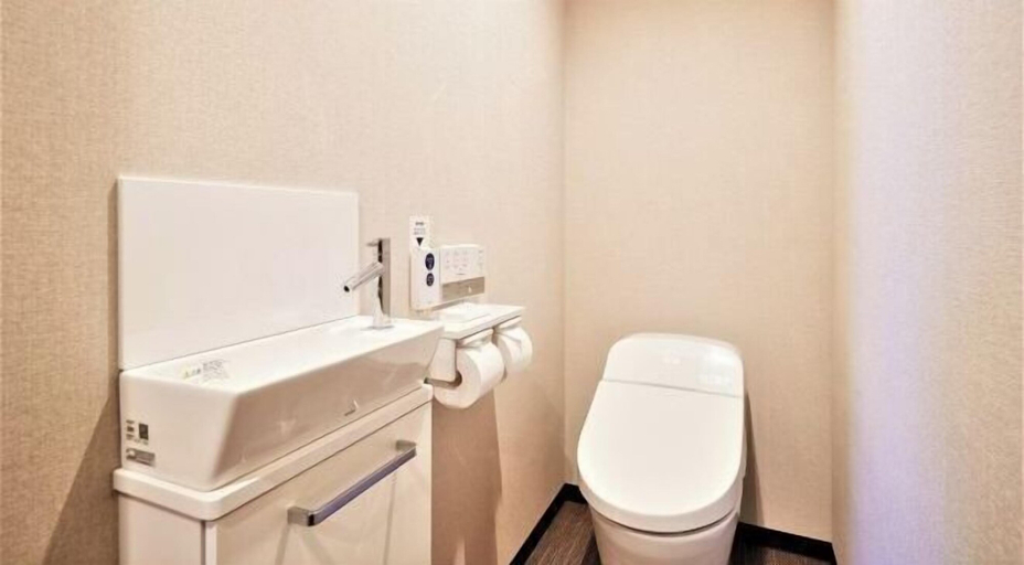 Bathroom 3, Y’s INN NAHA OROKUEKIMAE, Naha