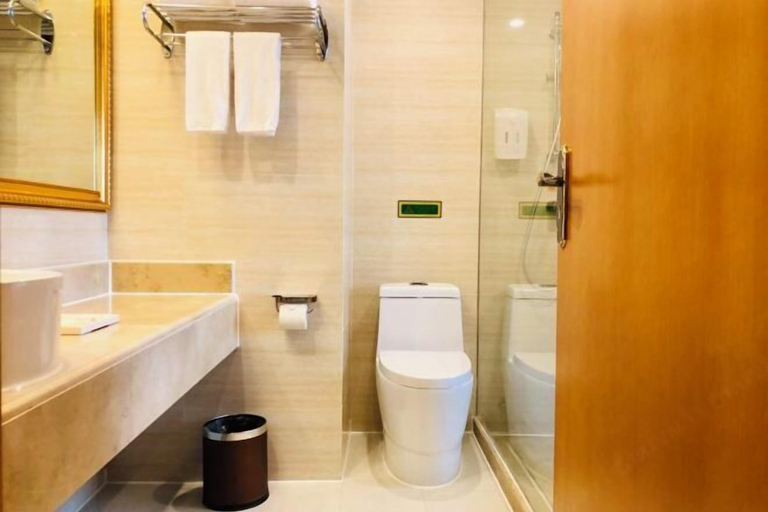 Bathroom 4, Vienna Hotel (Rong County Guinan Road), Yulin