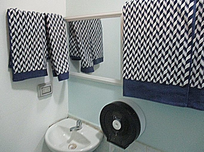 Bathroom, MagicPeru Apart Hotel, Trujillo